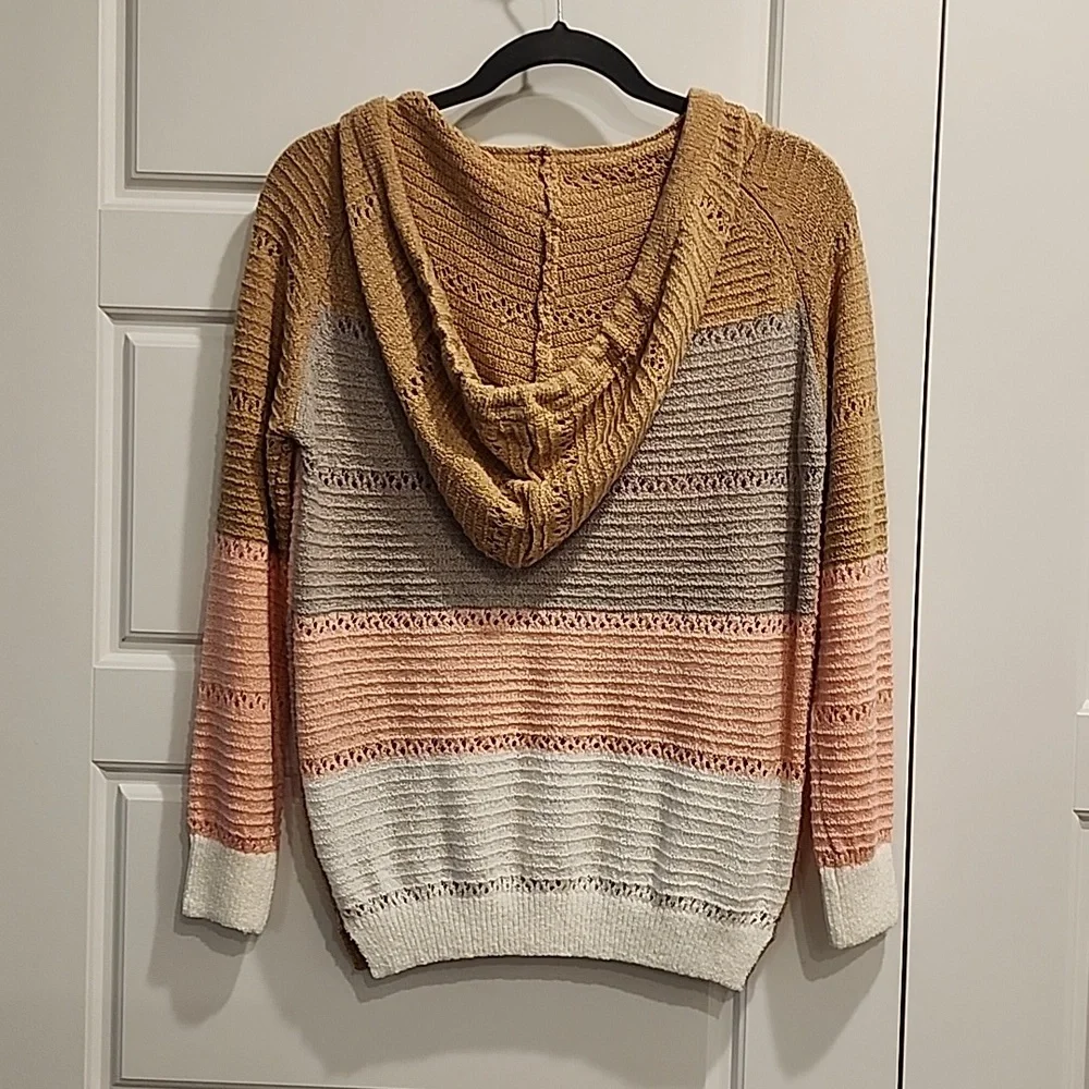 Sweater - Picture 2 of 2